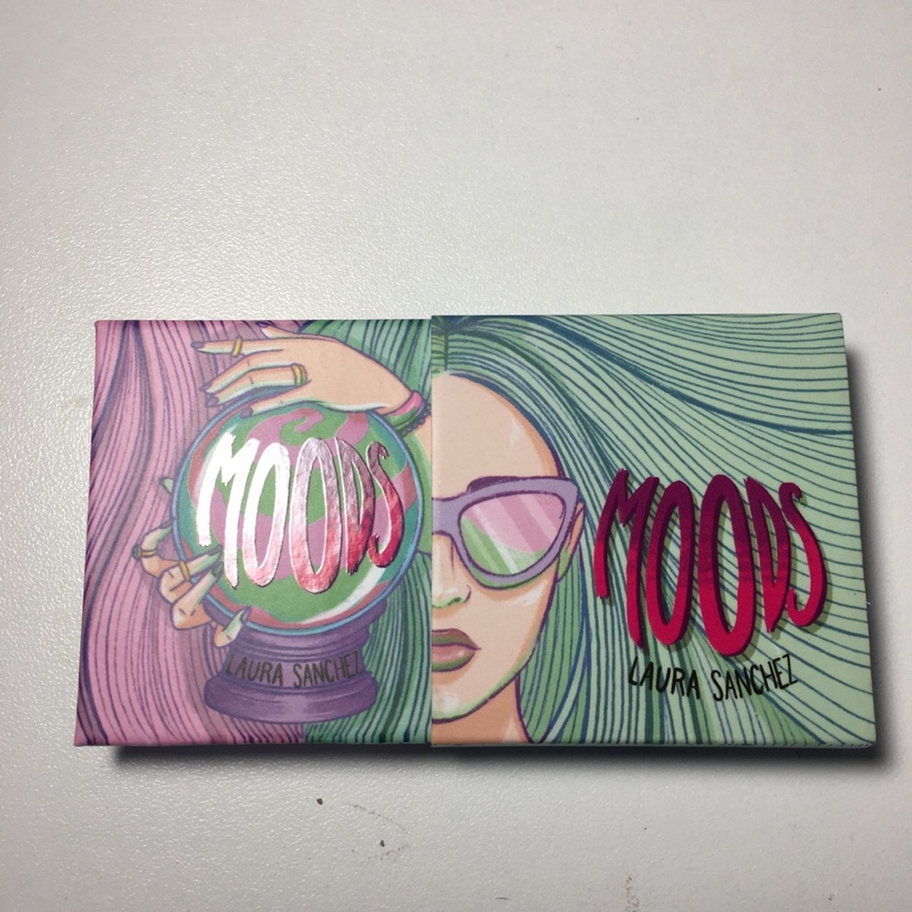 Brand new moods eyeshadow - Picture 2 of 4